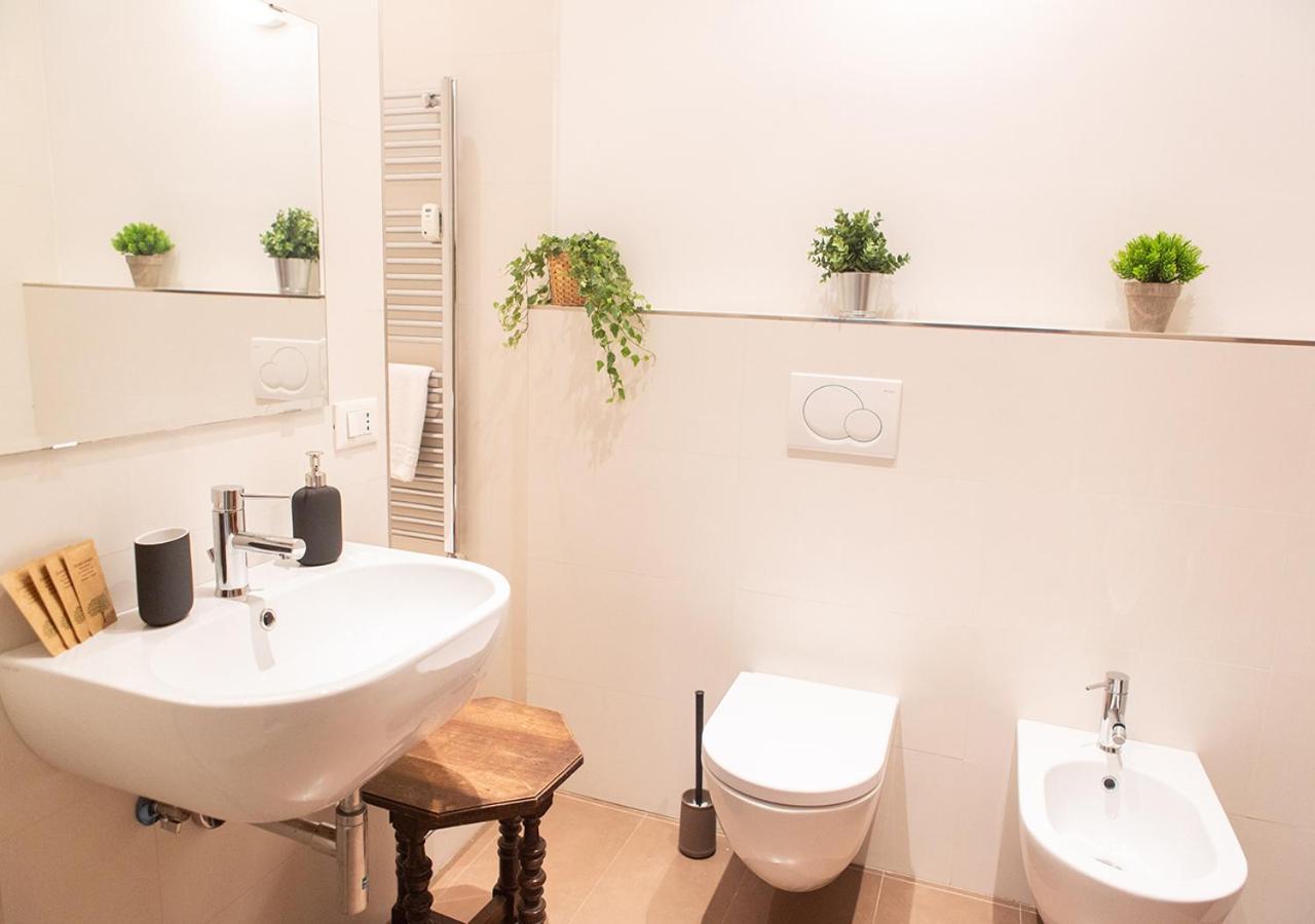 Termini Alever Apartament 3 Bedrooms Rome Bagian luar foto