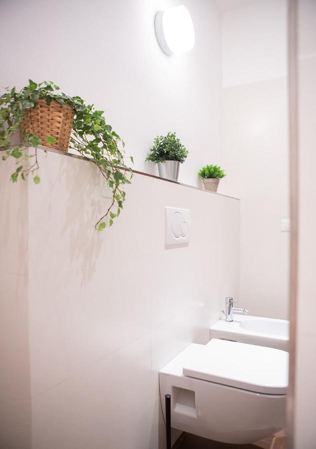 Termini Alever Apartament 3 Bedrooms Rome Bagian luar foto
